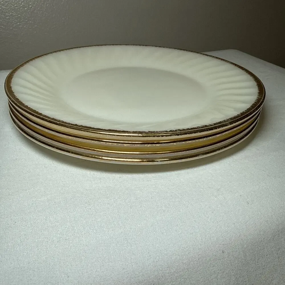 VTG Anchor Hocking Fire King Swirl Gold Rim Oven Safe Set of 4 Dinner Plates 9
